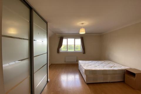 2 bedroom apartment to rent, Johnson Place, Walsworth Road, Hitchin