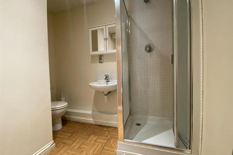 2 bedroom apartment to rent, Johnson Place, Walsworth Road, Hitchin