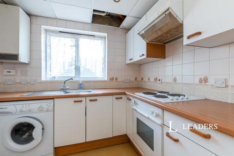 2 bedroom flat to rent, Wellington Road, Bournemouth, BH8
