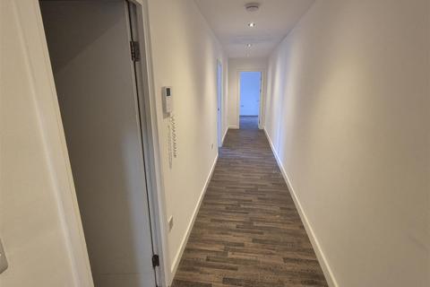 1 bedroom flat to rent, ONE BEDROOM GROUND FLOOR APARTMENT WITH PARKING