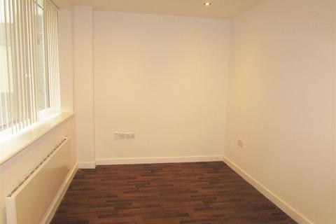 1 bedroom flat to rent, ONE BEDROOM GROUND FLOOR APARTMENT WITH PARKING