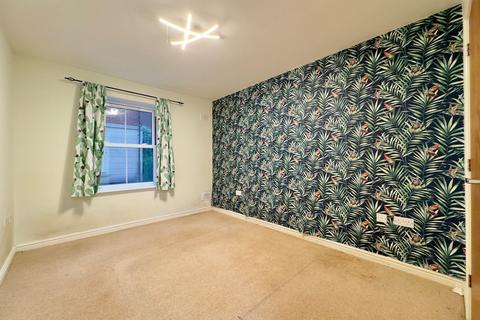 2 bedroom flat for sale, St. Gabriel's, Wantage, OX12