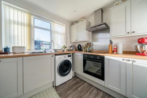 2 bedroom detached bungalow for sale, Leominster,  Herefordshire,  HR6