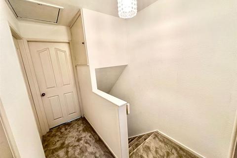 3 bedroom end of terrace house to rent, Wickentree Lane, Failsworth, Manchester