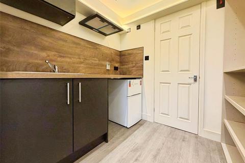 Terraced house to rent, Ripon Road, Hertfordshire SG1