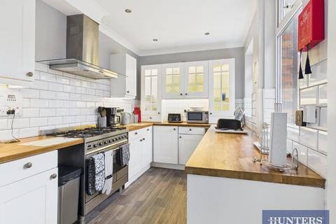 4 bedroom terraced house to rent, Norman Crescent, Filey