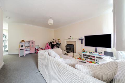 3 bedroom detached house for sale, Alexandra Gardens, Knaphill, Woking