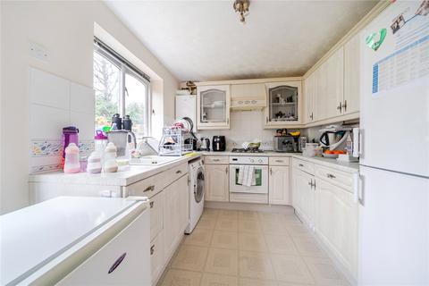 3 bedroom detached house for sale, Alexandra Gardens, Knaphill, Woking