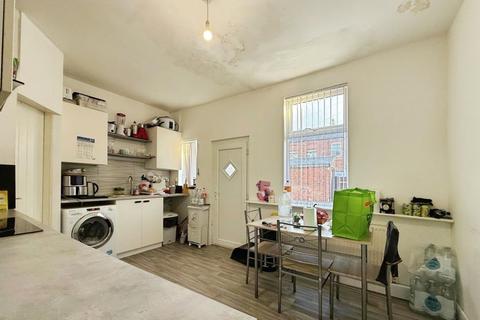 2 bedroom house for sale, Gordon Street, Leigh