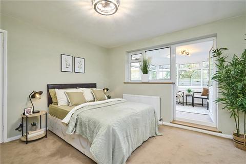 2 bedroom bungalow for sale, Derry Hill Gardens, Menston, Ilkley, West Yorkshire, LS29