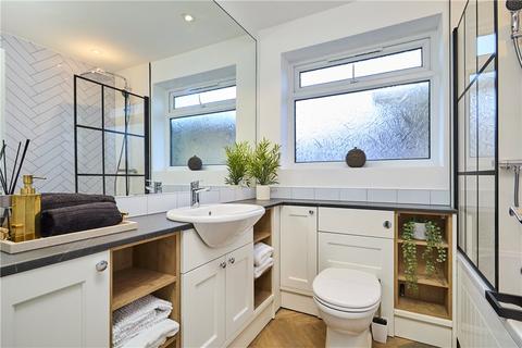 2 bedroom bungalow for sale, Derry Hill Gardens, Menston, Ilkley, West Yorkshire, LS29