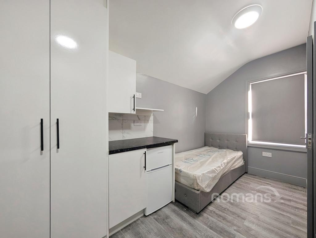 Pbox-IMG.jpg