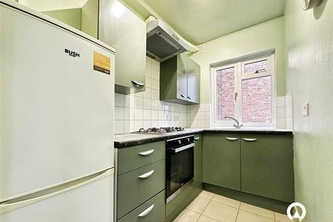 2 bedroom flat to rent, Well Hall Road, London SE9
