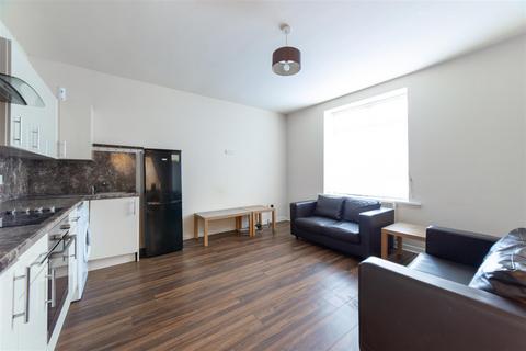 2 bedroom flat to rent, *Professionals* Bothal Street, Byker, Newcastle Upon Tyne