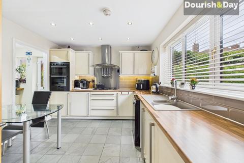 4 bedroom detached house for sale, Shropshire Street, Market Drayton TF9