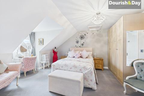 4 bedroom detached house for sale, Shropshire Street, Market Drayton TF9