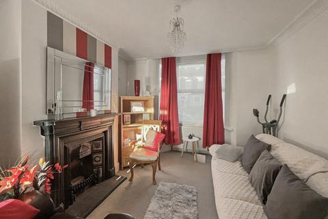4 bedroom terraced house for sale, London SE25