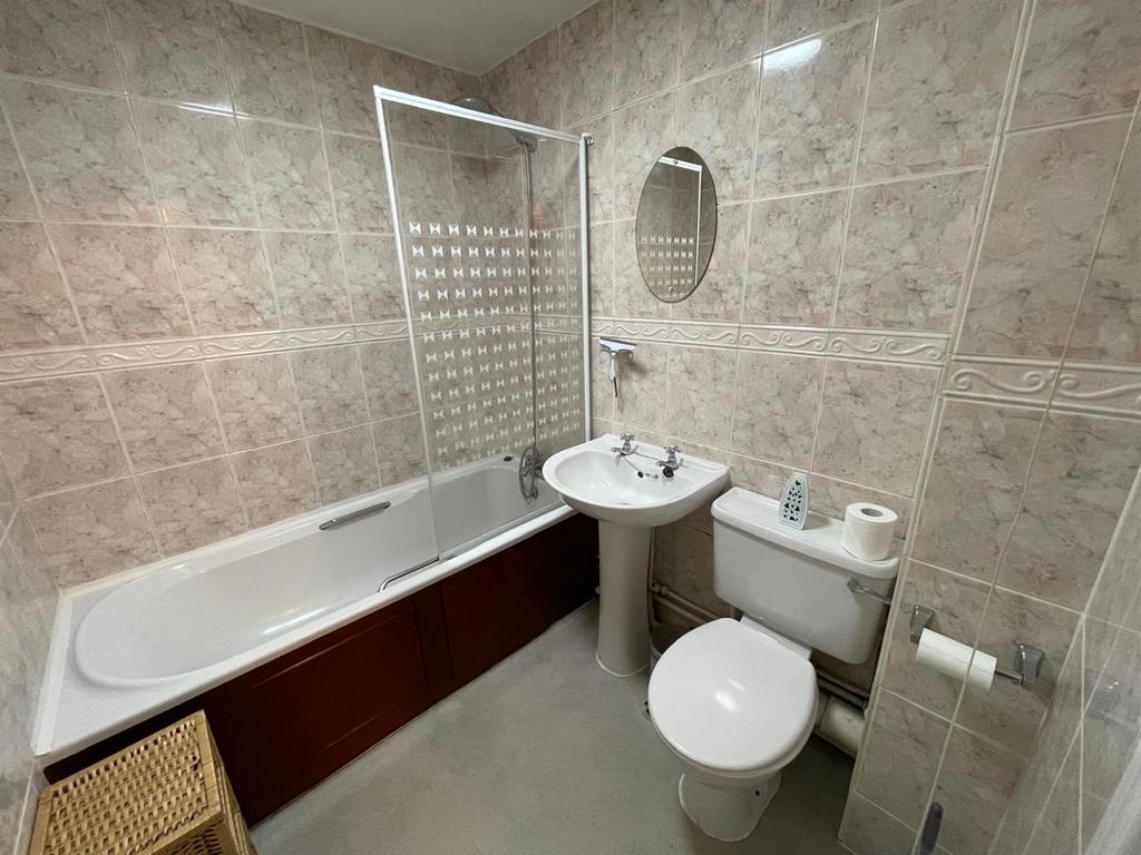 Pic 2.JPG