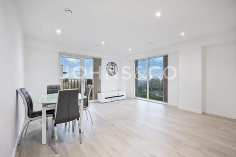 3 bedroom apartment to rent, Tyburn Gardens, Canning Town, London, E14