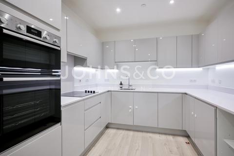 3 bedroom apartment to rent, Tyburn Gardens, Canning Town, London, E14