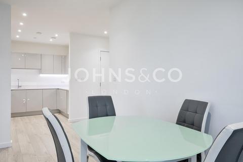 3 bedroom apartment to rent, Tyburn Gardens, Canning Town, London, E14