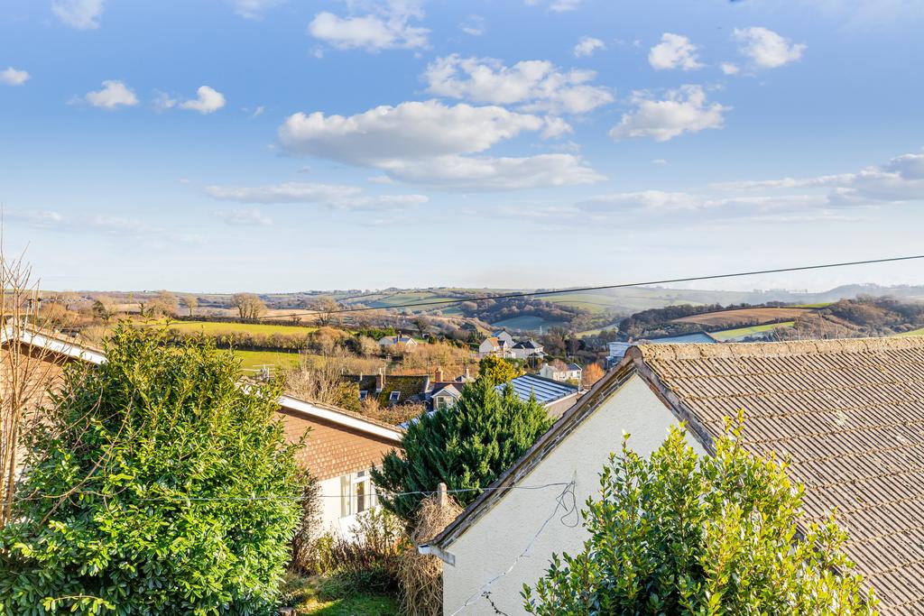 A09 - 3 Ashwood Close, Loddiswell - 260106