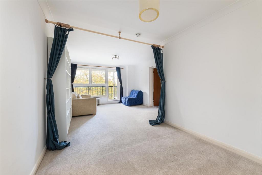 10 Fir Lodge Rec 3.jpg