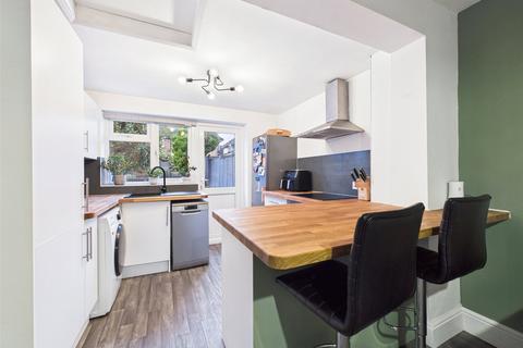 2 bedroom terraced house for sale, Millbrook Street, Cheltenham, Gloucestershire, GL50