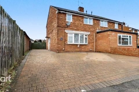 Hornsby Close, Luton