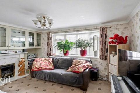 undefined, Hornsby Close, Luton