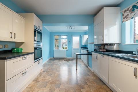 3 bedroom detached house for sale, Leamington Crescent, Lee On The Solent, Hampshire, PO13