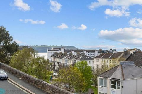 4 bedroom house share to rent, 23 Cliff Road