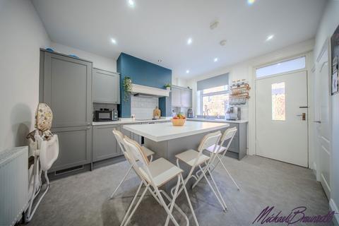 undefined, Firth Street, Bradford BD13