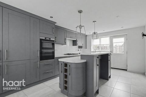 undefined, Brambles Close, Minster