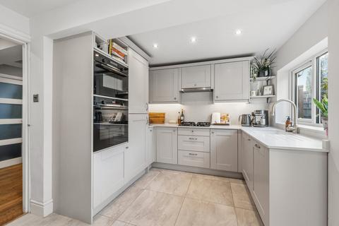 undefined, Primrose Road, Hersham, KT12