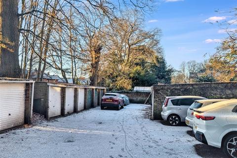 2 bedroom flat for sale, Southampton