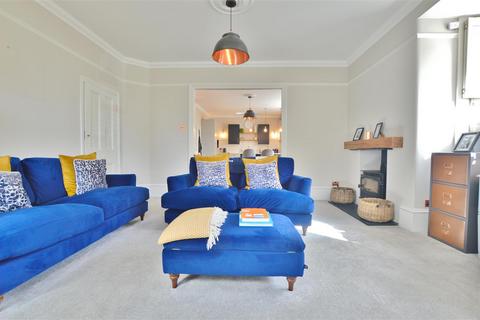 2 bedroom maisonette for sale, Maidenhead Road, Windsor