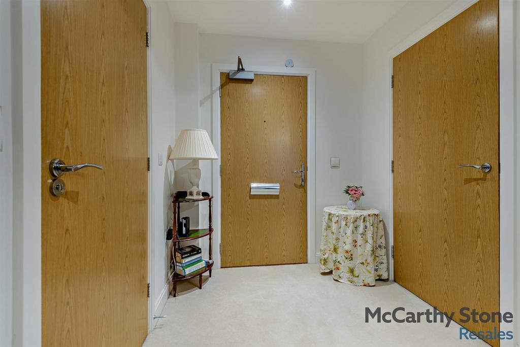 8672941-interior08-800.jpg