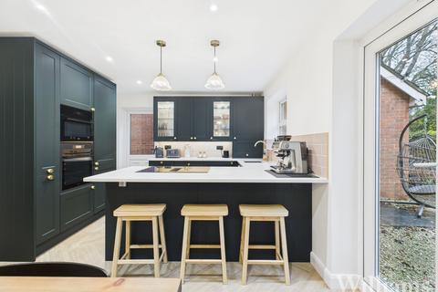 3 bedroom link detached house for sale, Phipps Close, Aylesbury HP20