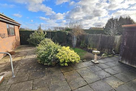 undefined, Juniper Gardens, Bingham