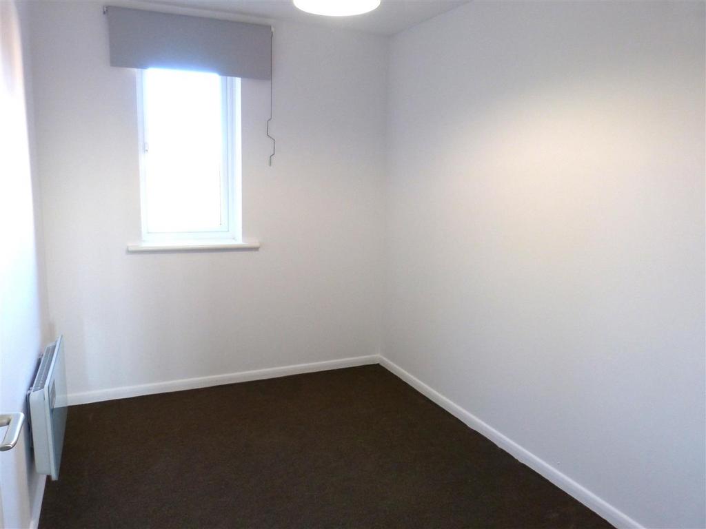 2nd bedroom.JPG