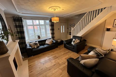 3 bedroom semi-detached house for sale, Waverley Crescent, Droylsden