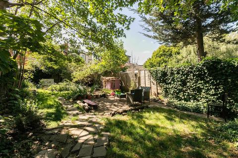 1 bedroom flat to rent, Staverton Road, London NW2