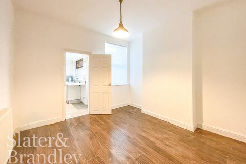 2 bedroom terraced house to rent, Whittier Road, Sneinton, Nottingham, NG2