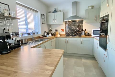 4 bedroom detached house for sale, 2 Jancey Close, Shrewsbury, SY2 6JH