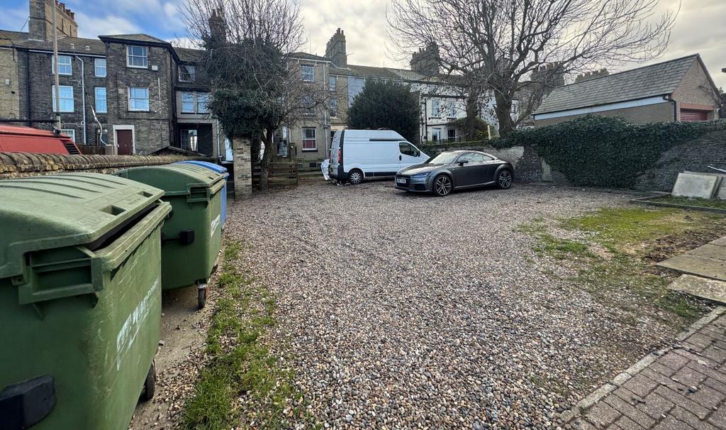 Rear communal car park
