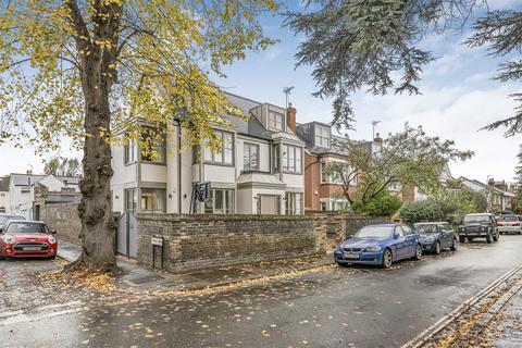 Derby Road, East Sheen, SW14