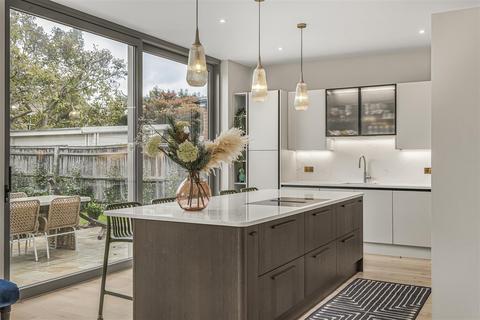 5 bedroom detached house for sale, Derby Road, East Sheen, SW14
