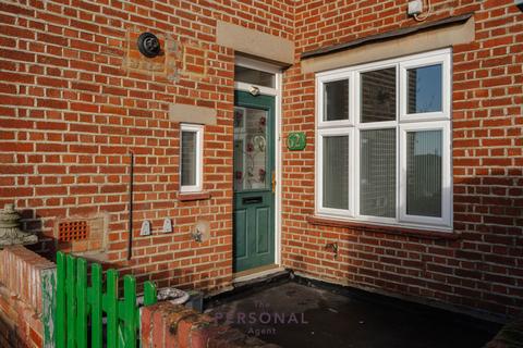 Stoneleigh Broadway, Epsom