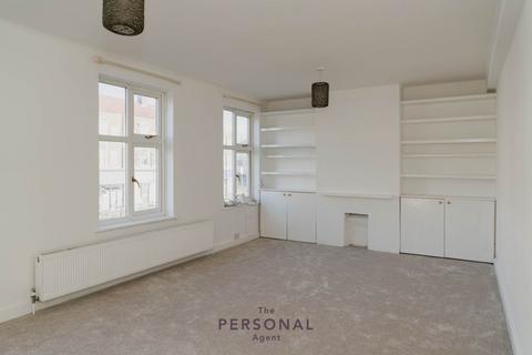 4 bedroom flat to rent, Stoneleigh Broadway, Epsom